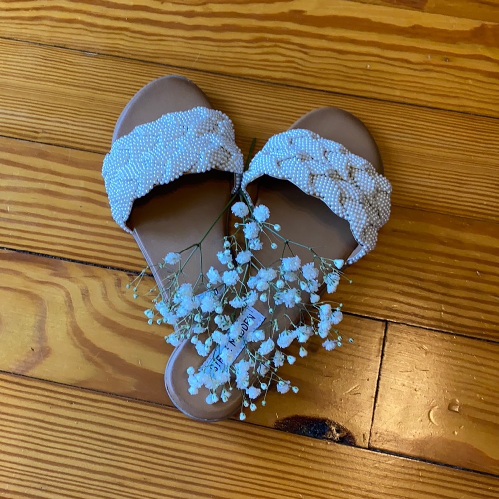 Steve Madden Sandals. Size 8.